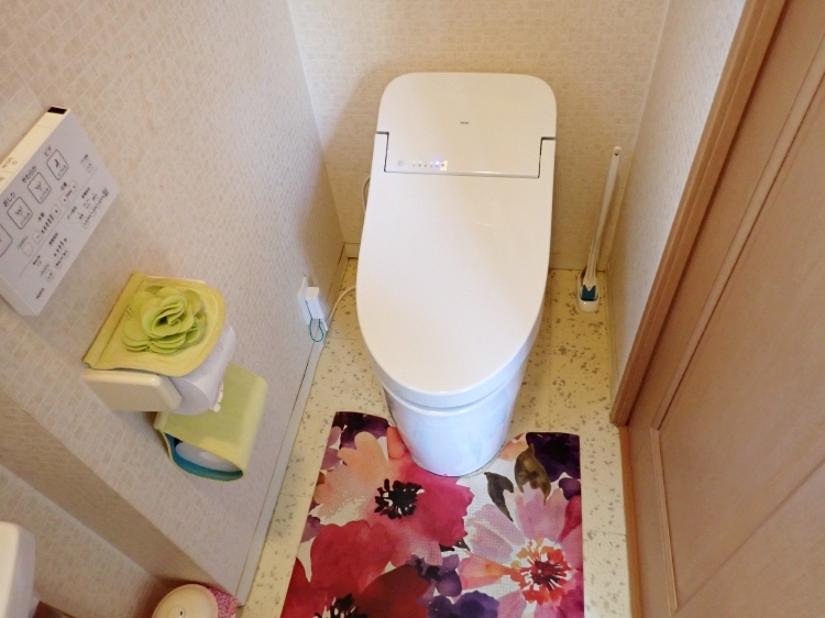 20240509tsama_toilet_title00.jpg