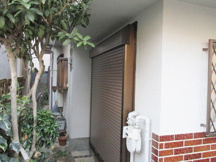 LIXILシャッターを２階の窓に取付工事【神奈川, 44% OFF